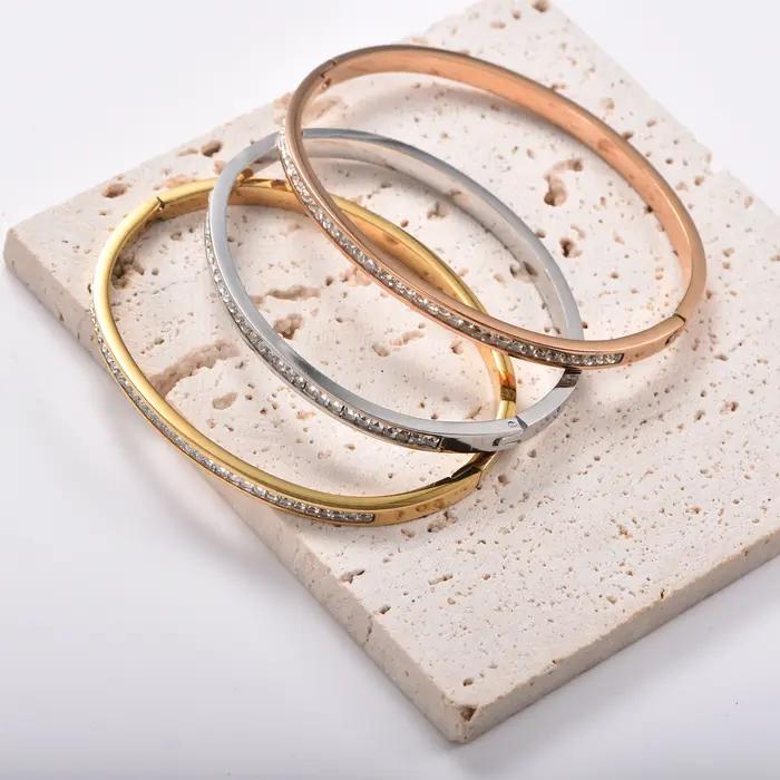 Bijoux minimalistes plaqués or 18 carats/or rose/argent pour un usage quotidien