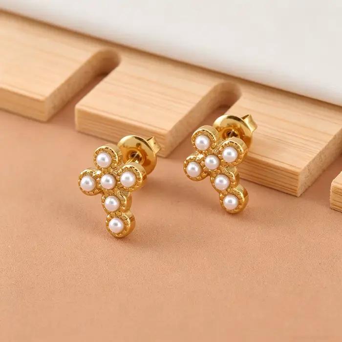 Boucles d'oreilles croix religieuse pour femmes, en acier inoxydable, perles simulées, plaqué or, bijoux de fête tendance pour femme E26082