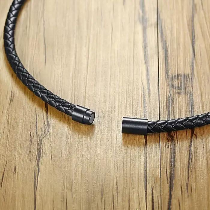 Collier ras du cou pour hommes, colliers en cuir tressé Rock de lave, bijoux Boho Hippie pour hommes, colliers de Surf diffuseur d'huile en noir