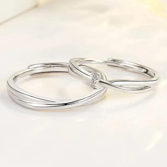 Charmant anneau Möbius en argent sterling 925 pour hommes et femmes