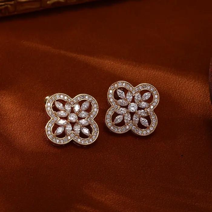 Ensemble de bijoux trèfle à quatre feuilles plaqué or rose collier et boucles d'oreilles en zircon cubique pour femme romantique et porte-bonheur