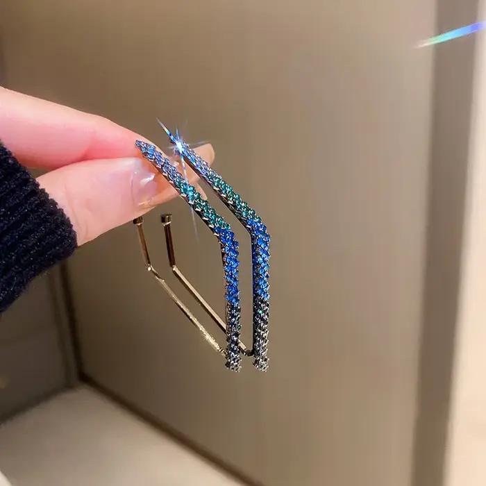 DREJEW exquis incrusté strass boucle d'oreille pour les femmes léger luxe haut de gamme polyvalent boucles d'oreilles élégant bijoux élégants