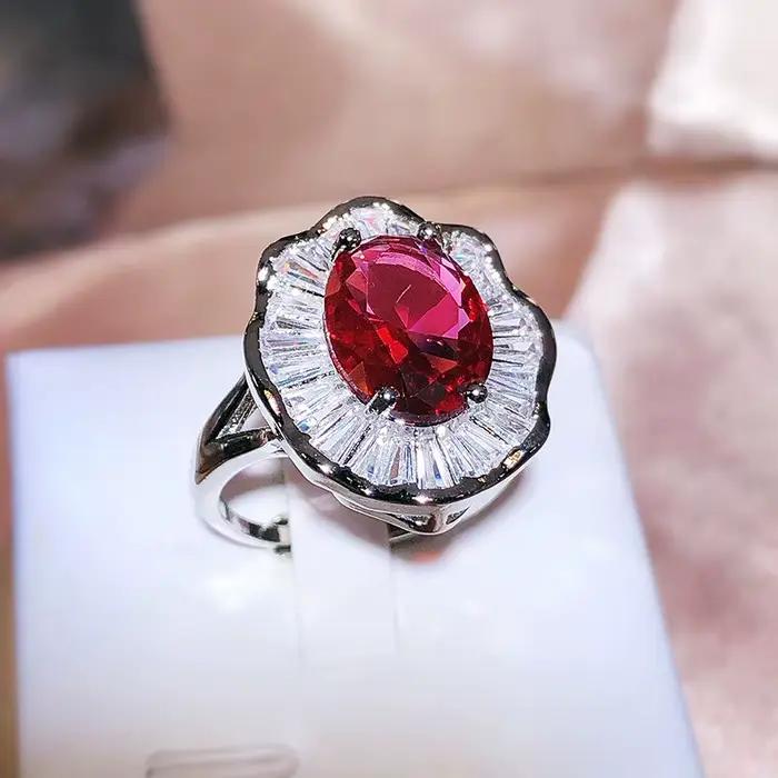 Bague de fiançailles rouge vif de luxe pour femme