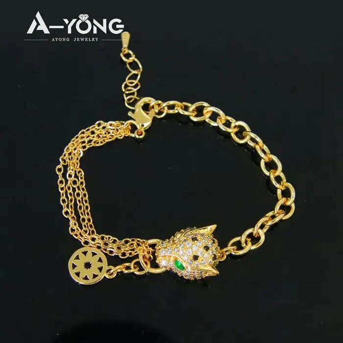 Ensemble de bijoux léopard plaqué or 21 carats de Dubaï