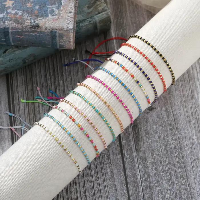 Ensemble de bracelets multicolores géométriques acryliques pour femmes et filles, accessoires mode et élégance pour toutes occasions