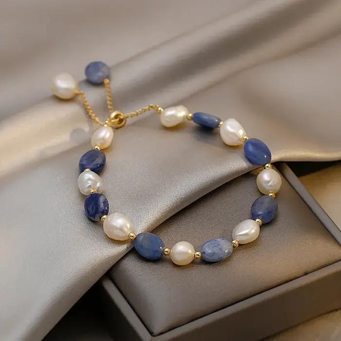 Bracelet à breloques en pierre de Jade bleue et perle d'eau douce baroque