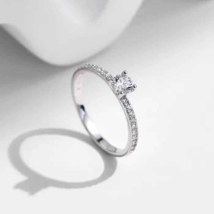 Bague en argent sterling 925 sertie de Moissanite blanche élégante pour femme occasions spéciales partis cocktail soirée mariage