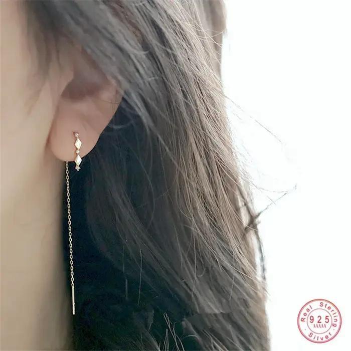 Boucles d'oreilles à clous en argent sterling 925 plaqué or incrustées de cristaux zirconium pour femmes style rétro chic événements spéciaux