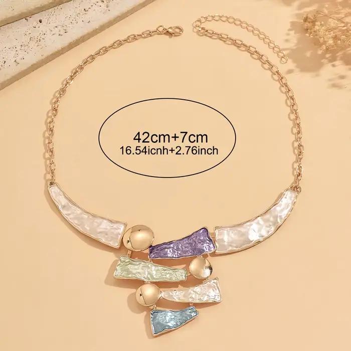 Collier bavoir géométrique bohème coloré en émail