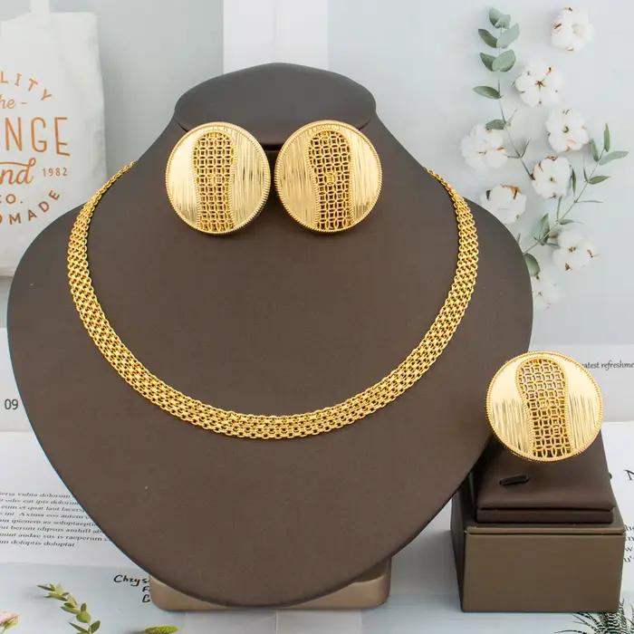 Ensemble de bijoux de document en or pour femmes