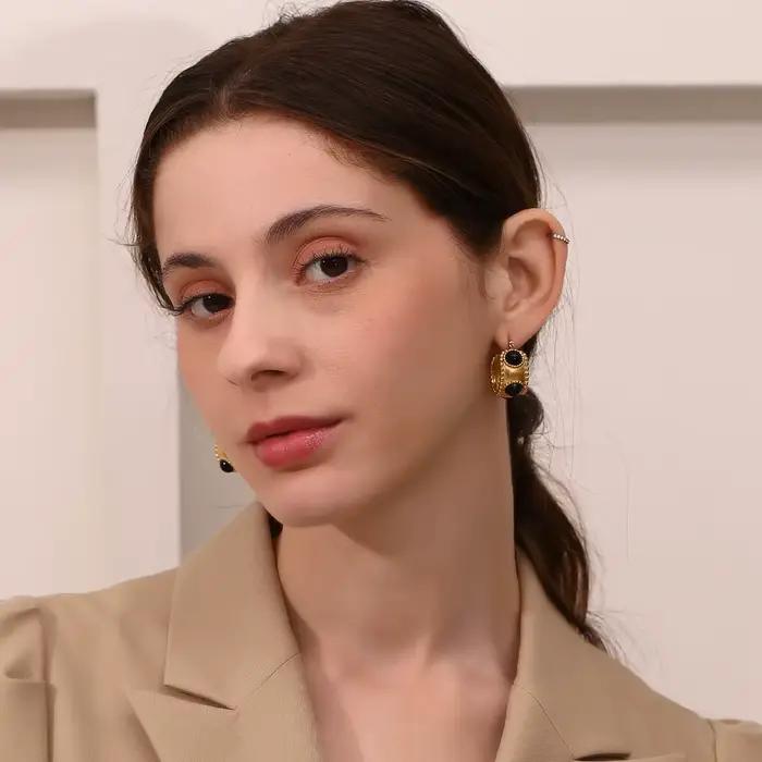 Boucles d'Oreilles Créoles Rétro en Acier Inoxydable 316L avec Bordure Perlée en Agate Plaquée Or 18 Carats Bijoux Étanches Pour Femme Usage Quotidien Occasions Spéciales