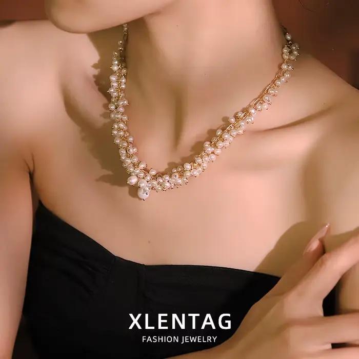 Collier de perles d'eau douce naturelles plaqué or 18 carats bijou pour femmes élégant et sophistiqué pour les soirées et occasions spéciales