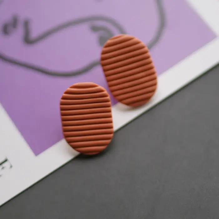 Boucles d'oreilles pendantes florales rétro françaises, faites à la main, légères, en argile polymèr