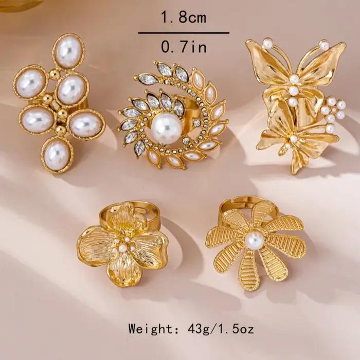 Ensemble de bagues dorées polyvalentes et tendance avec éléments perlés pour femme – Élégance simple