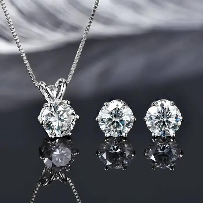 Boucles d'oreilles et collier en argent 925 plaqué or avec moissanite pour femmes, élégant et sophistiqué pour les occasions spéciales
