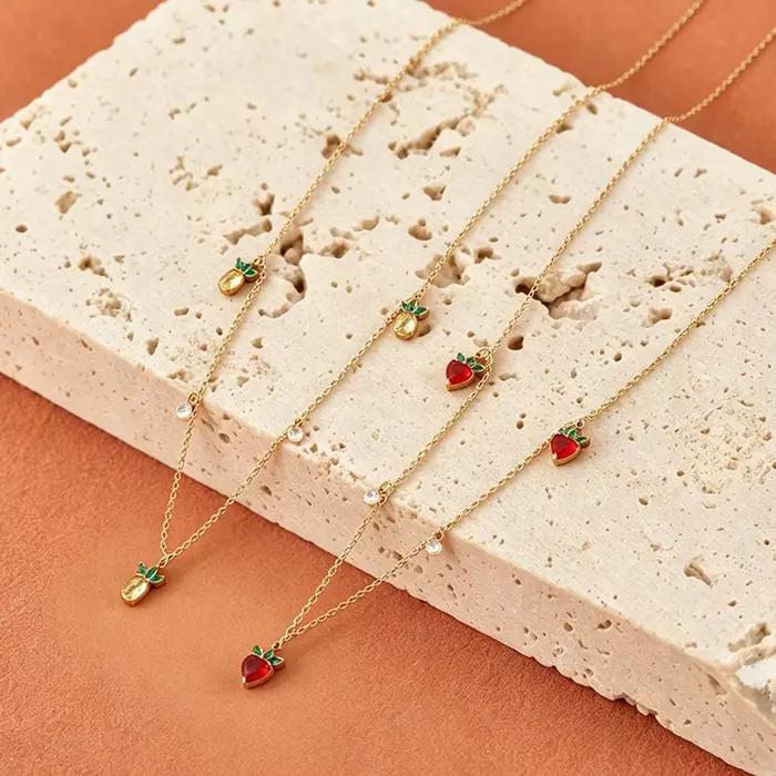 Lokaer – collier avec pendentif en cristal délicat, fruits, pomme, ananas, pour femmes, en acier inoxydable plaqué or 18 carats, bijoux à la mode, N26038