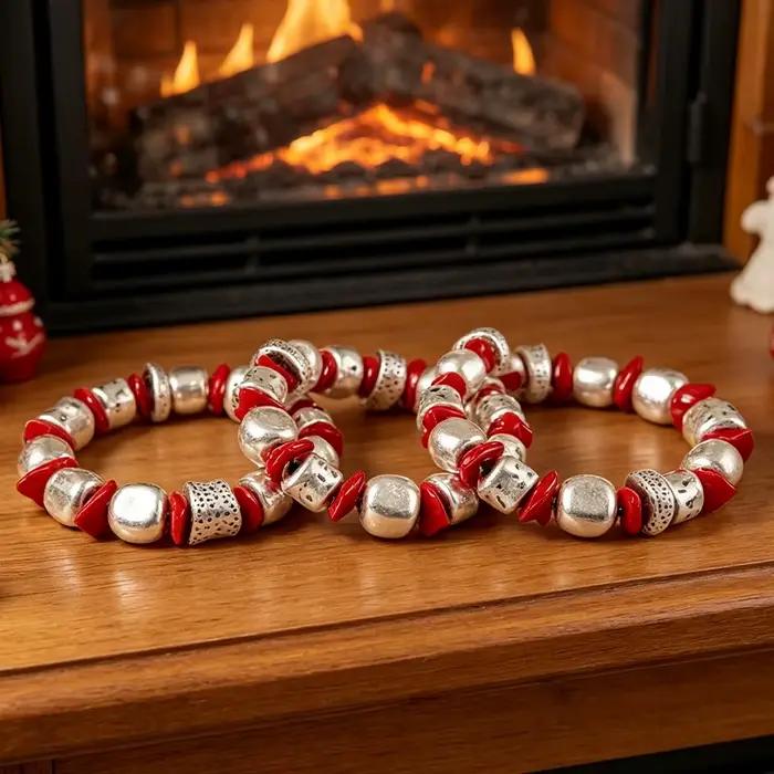 Ensemble de trois bracelets à perles rouges et argent vieilli style bohème pour femme