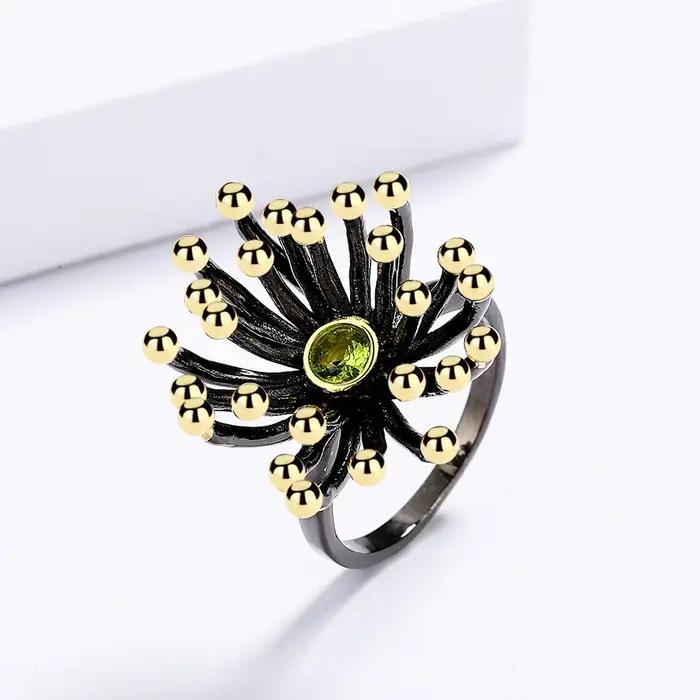 Bague Créative Retro Géométrique en Forme de Cœur et de Fleur Tridimensionnelle Plaquée Or Noir pour Femmes Occasions Spéciales Engagement