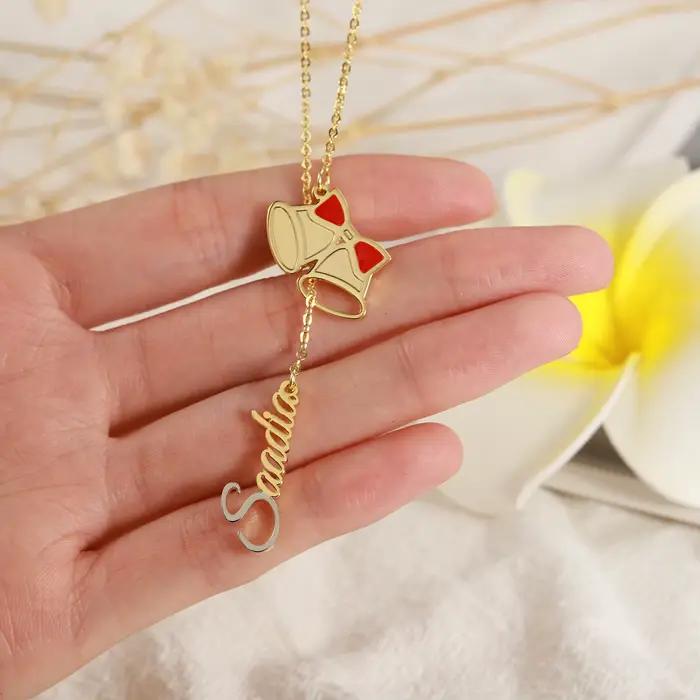 Collier Personnalisé Plaqué Or avec Cloches de Noël et Nœud Rouge Bijoux Festifs pour Femmes Occasions Spéciales