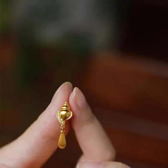 Boucles d'oreilles en forme de goutte d'eau en or antique