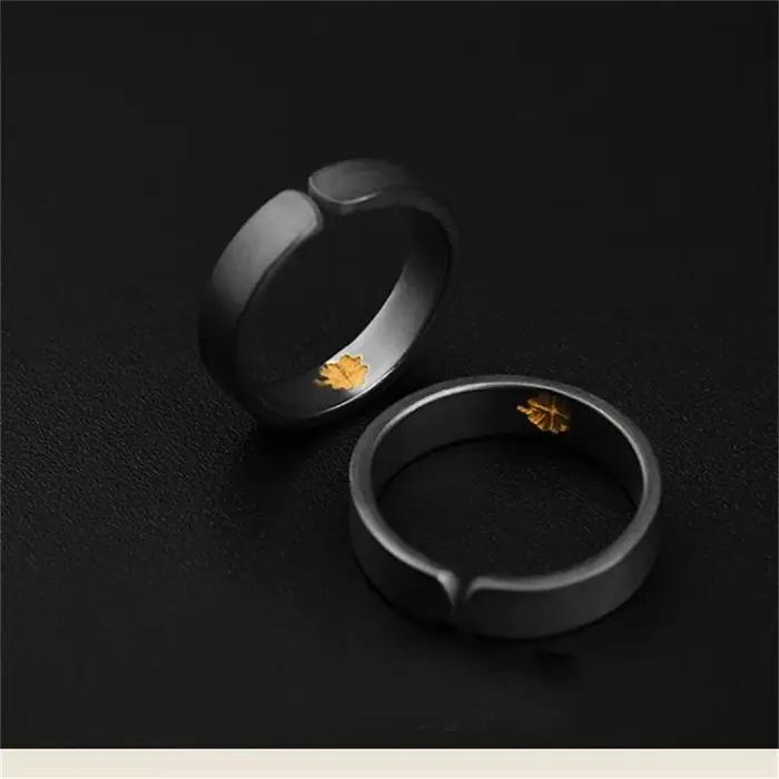 Bague classique en forme de feuille de trèfle en or pour hommes