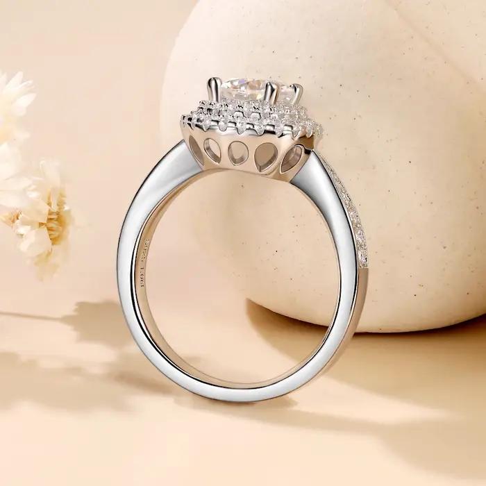 Bague en argent sterling 925 sertie de moissonite blanche pour les femmes occasions spéciales fiançailles mariage anniversaire