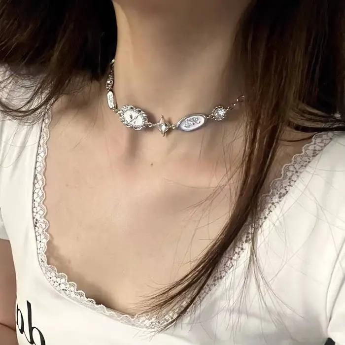 Colliers gothiques Vintage Harajuku papillon en cristal pour femmes