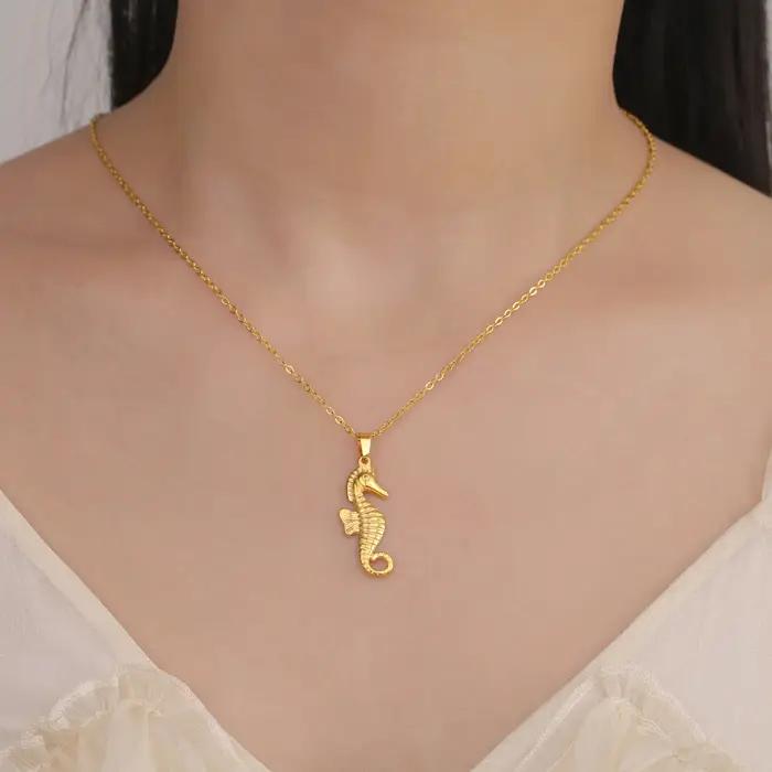 Skyrim-Collier pendentif hippocampe pour femme