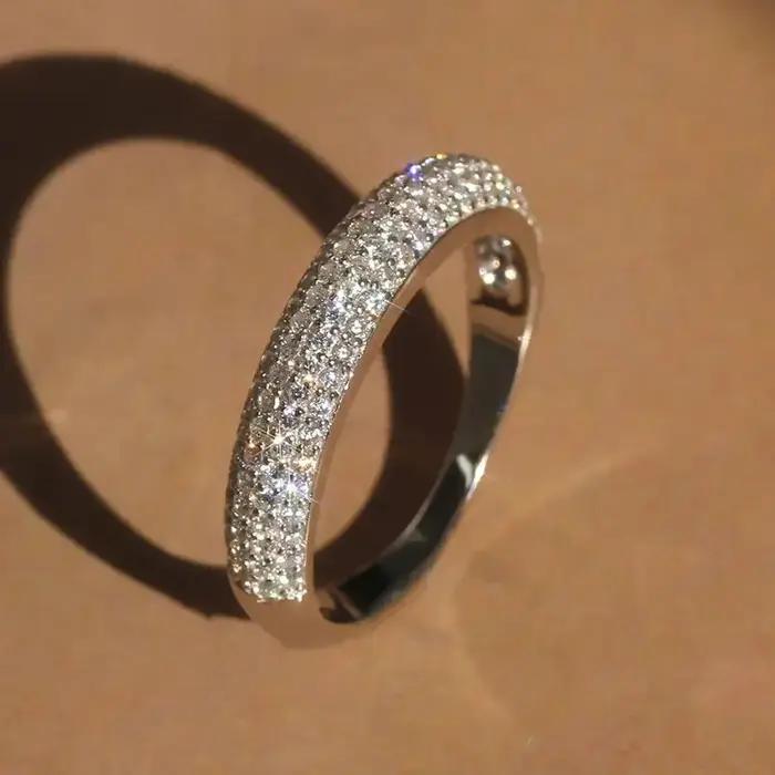Bagues pour femmes en argent sterling 925 avec demi-diamants CZ