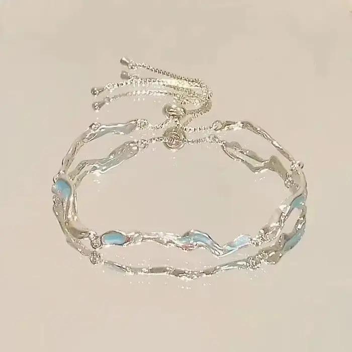Bracelet fleur en zircone cubique scintillante pour femmes en alliage de zinc avec réglage de la lunette pour usage quotidien et soirées élégantes