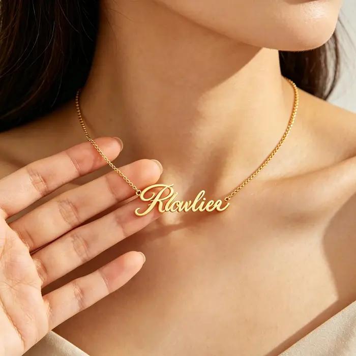 Collier personnalisé avec nom pour femmes et hommes – Pendentif lettre cursive sur mesure