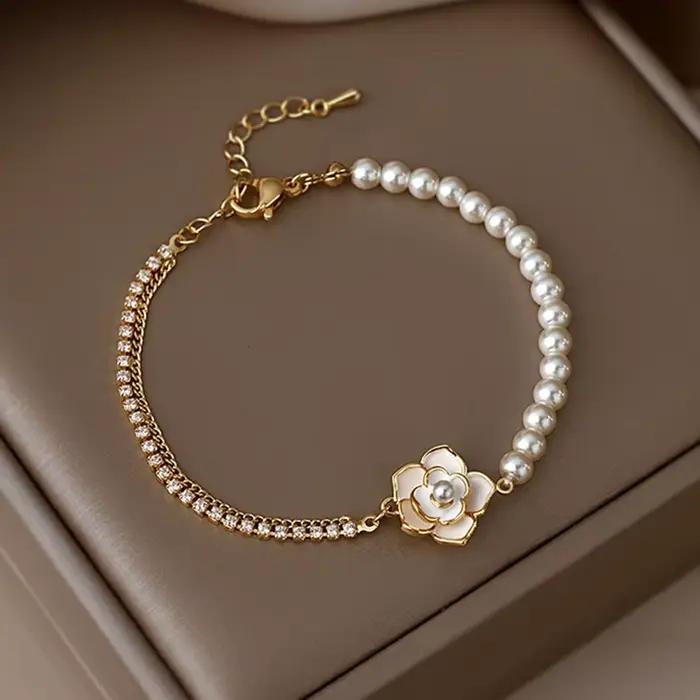 Bracelets à breloques en émail blanc, élégant français, fleur de camélia, chaîne de perles, accessoires doux pour femmes, bijoux de poignet pour filles, 2024