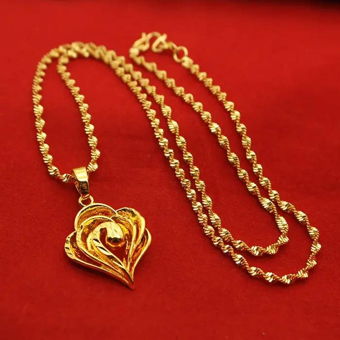 Collier court plaqué or 18 carats style religieux pour femme bijou fin cadeau de fête occasions spéciales anniversaire mariage halloween noël