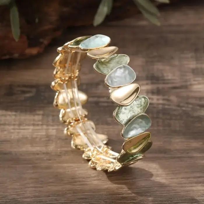 Bracelet élastique à pétales géométriques de couleur émail