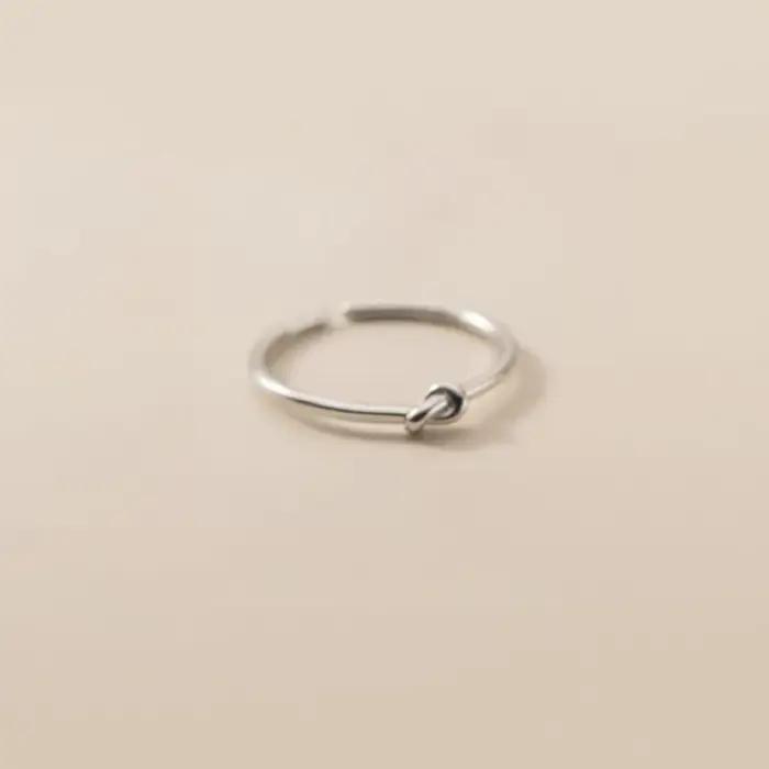 Bague ajustable SoHot en argent sterling avec motif nœud géométrique pour femmes élégantes occasions spéciales