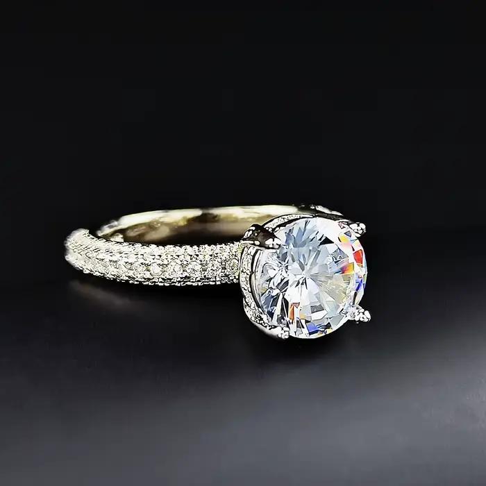 Bague de fiançailles en argent sterling 925 sertie de zirconium blanc élégante pour célébrer l'engagement et les occasions spéciales pour femme
