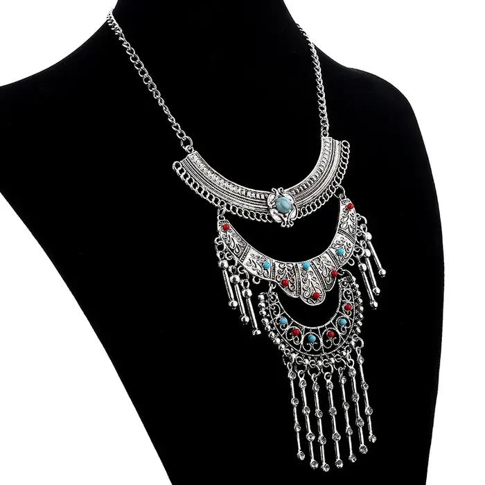 Maxi collier ras du cou bohème multicouche pour femme