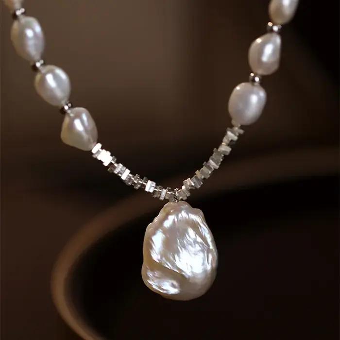 Collier de Perles Baroques de Luxe Indépendant pour Femme