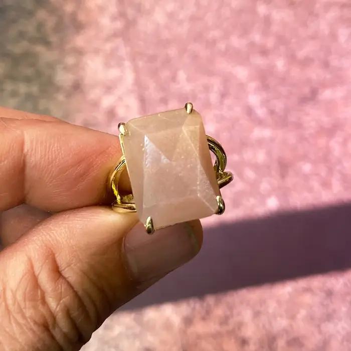 Bague Labradorite naturelle élégante or jaune 18 carats grande pierre goutte d'eau pour femmes occasions spéciales anniversaires cadeaux bijoux à la mode