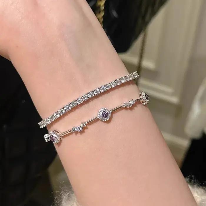 Bracelet en diamant incrusté de pierres précieuses violettes