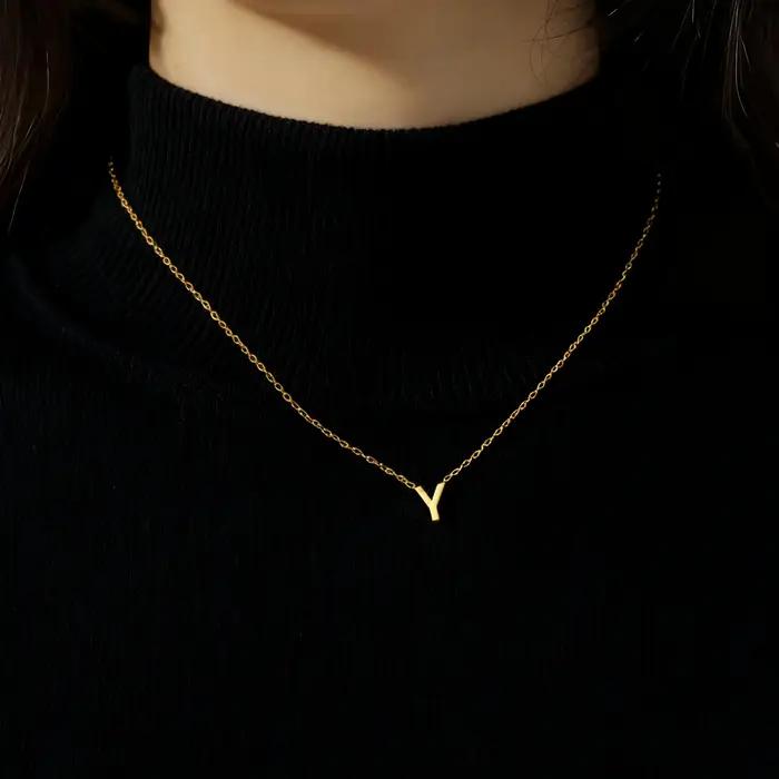 Collier en acier inoxydable avec lettre initiale pour femmes, cadeau anniversaire, bijou ras du cou pour occasions spéciales