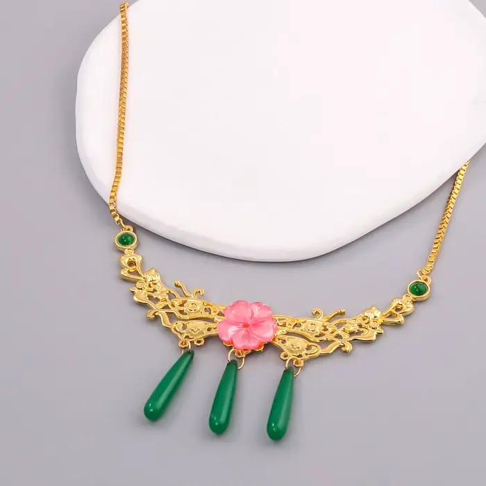 Collier et boucles d'oreilles pour femmes et filles