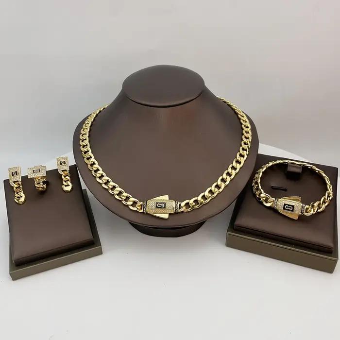 Ensemble de bijoux plaqués or de dubaï