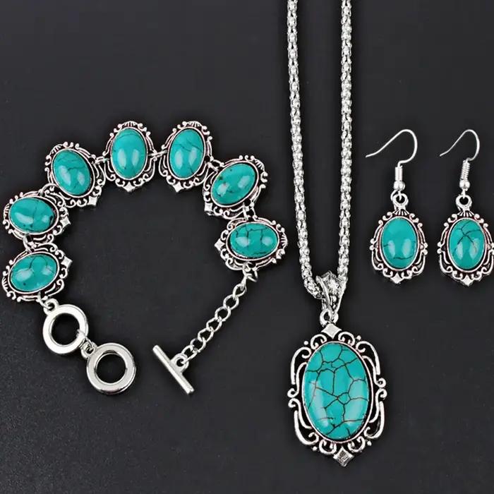 Ensemble de boucles d'oreilles et collier pour femmes