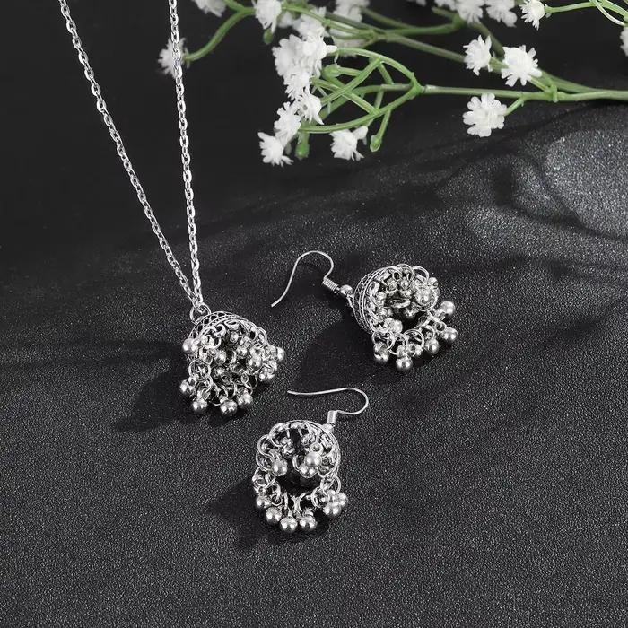 Ensemble de bijoux de mariage ethnique indien pour femmes avec collier et boucles d'oreilles en alliage de zinc, style bohème cloches sculptées pour occasions spéciales
