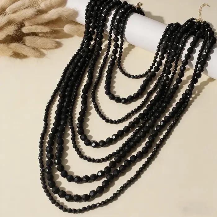Collier multi-couches style bohème noir perlé pour femme