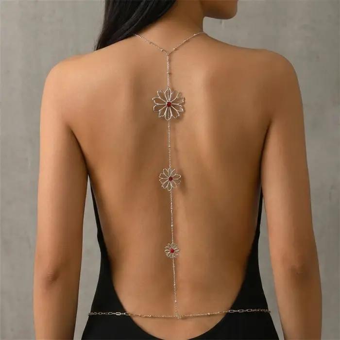 Chaîne de corps bohème à fleurs élégante plaquée or argenté bijou de corps pour femmes occasions spéciales vacances d'été mariages soirées
