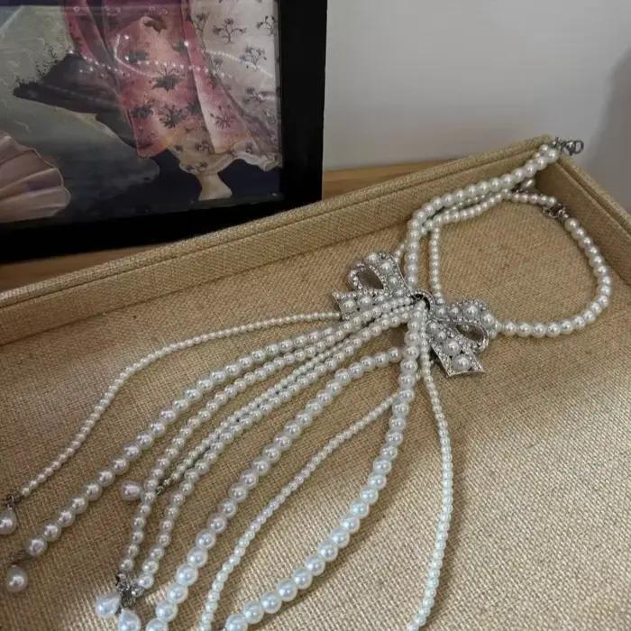 Collier de perles à nœud en diamant français élégant design raffiné chaîne de clavicule pour femmes occasions spéciales