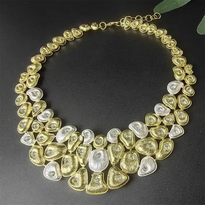 Ensemble de bijoux plaqués or 18 carats pour femmes
