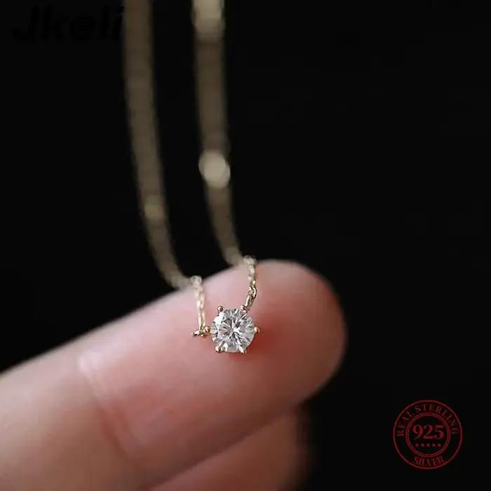 Collier en argent sterling 925 plaqué or 18 carats avec pendentif zircon scintillant pour femmes occasions spéciales et soirées chic